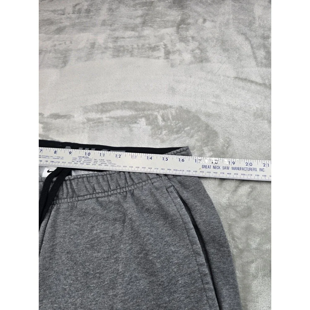Nike Tech Fleece Joggers Men's XL Heather Gray Tapered Sweatpants.
